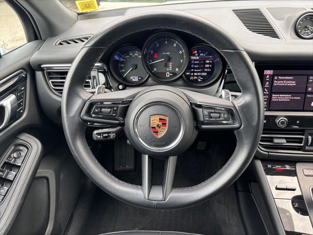 2023 Porsche Macan Base