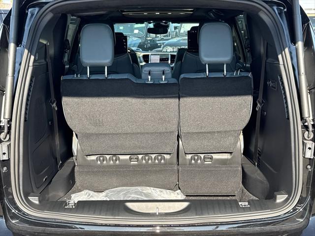 2027 Chrysler Pacifica Pinnacle