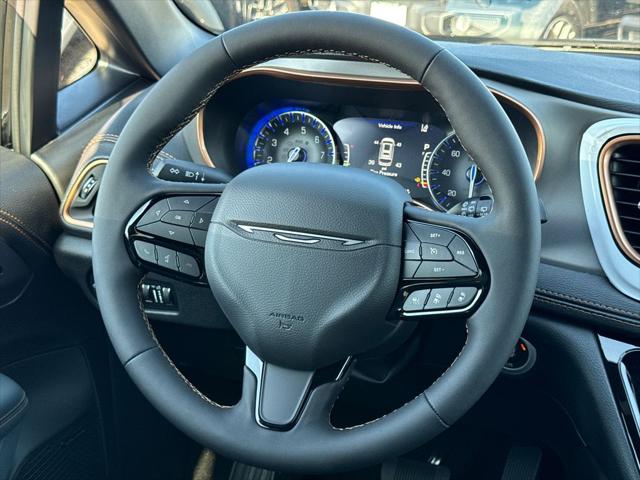 2027 Chrysler Pacifica Pinnacle