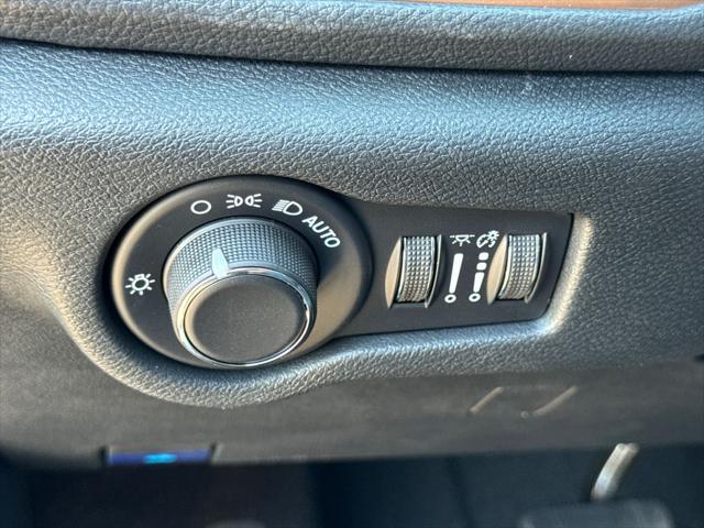 2027 Chrysler Pacifica Pinnacle