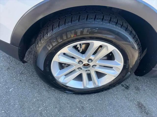 2017 Ford Explorer Base