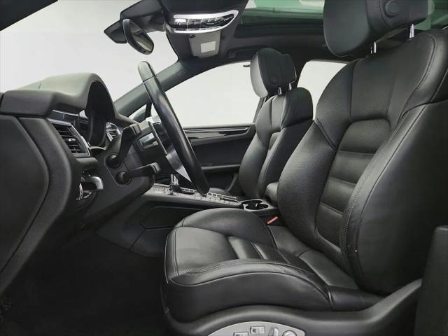 2018 Porsche Macan Sport Edition