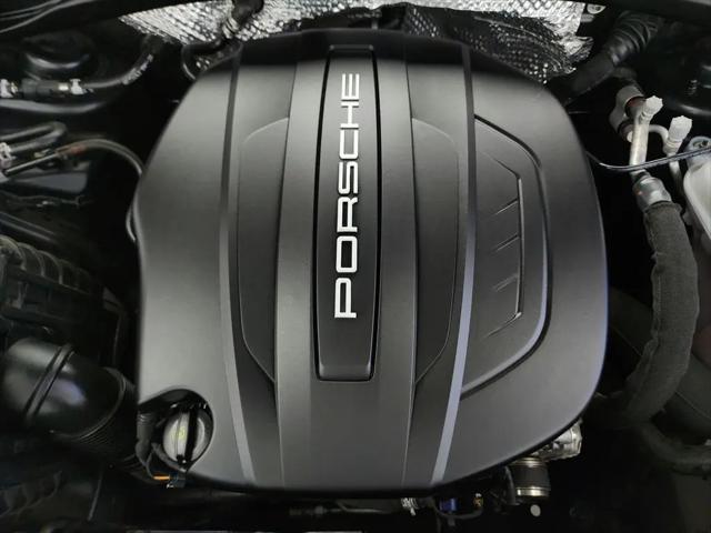 2018 Porsche Macan Sport Edition