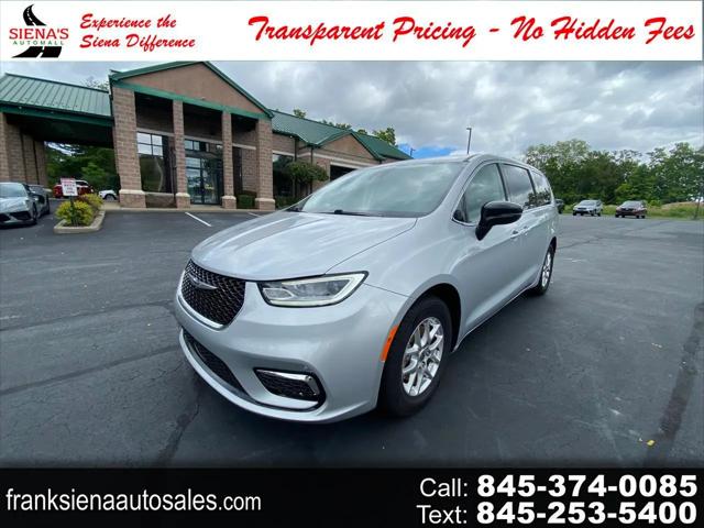 2024 Chrysler Pacifica Touring L for sale in New Hampton, NY