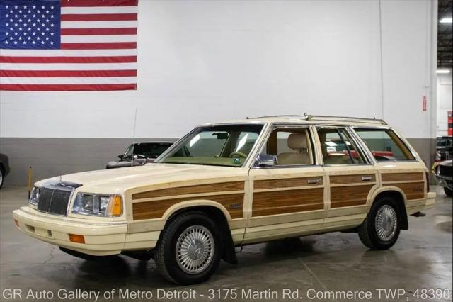 1986 Chrysler Lebaron Town and Country 4dr Wagon for sale in Grand Rapids, MI