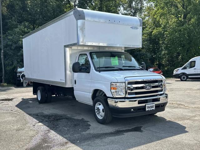 2027 Ford E-450 Cutaway E-450 for sale in Waldorf, MD