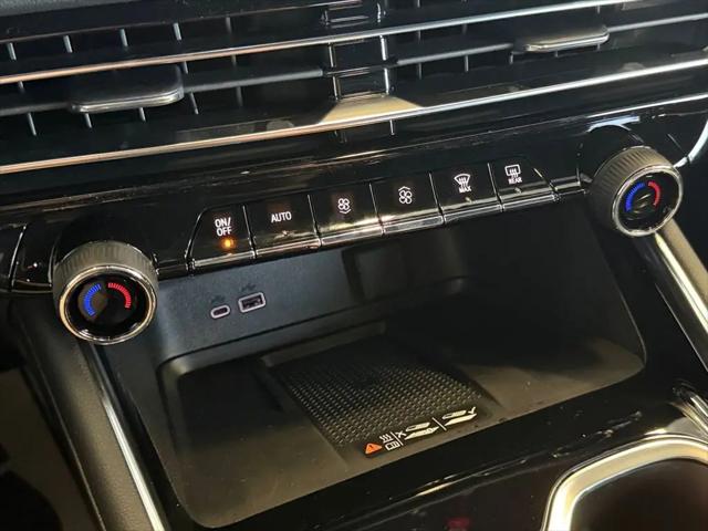 2027 Chevrolet Traverse FWD LT