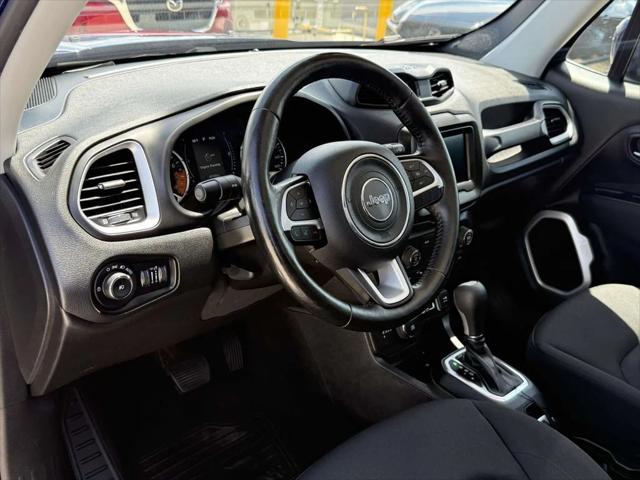 2018 Jeep Renegade Latitude 4x4 2018 Jeep Renegade Latitude 4x4