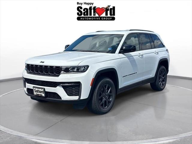 2027 Jeep Grand Cherokee Laredo Altitude