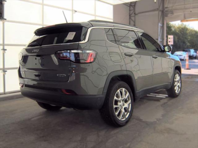 2023 Jeep Compass Latitude Lux FWD 2023 Jeep Compass Latitude Lux FWD