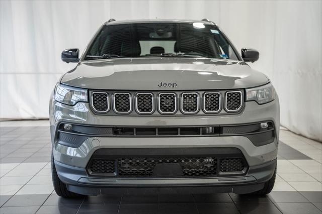 2023 Jeep Compass Latitude Lux FWD 2023 Jeep Compass Latitude Lux FWD