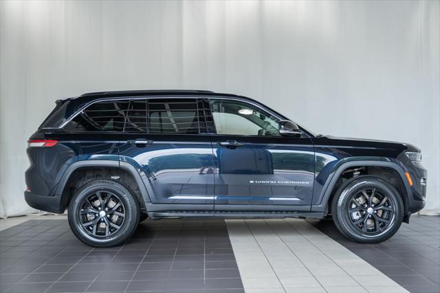 2023 Jeep Grand Cherokee Limited 4x4 2023 Jeep Grand Cherokee Limited 4x4