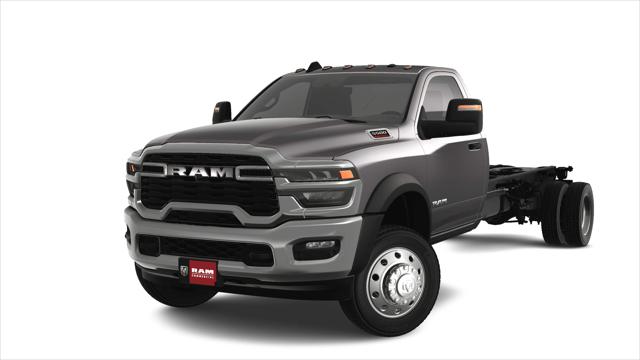2025 RAM 5500 Chassis RAM 5500 BIG HORN CHASSIS REGULAR CAB 4X4 120 CA
