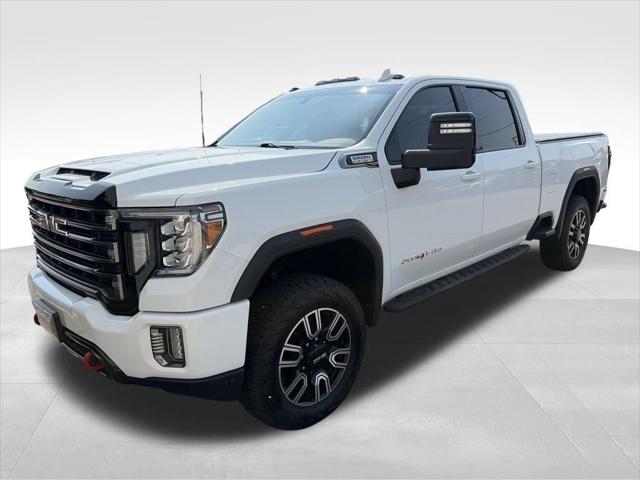 2022 GMC Sierra 2500HD 4WD Crew Cab Standard Bed AT4 for sale in Burlington, WI