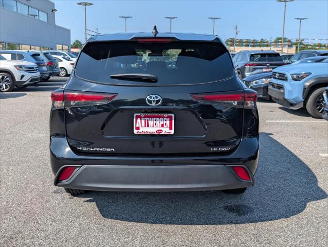 2025 Toyota Highlander LE