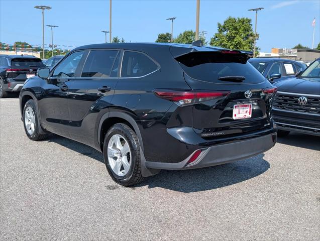2025 Toyota Highlander LE
