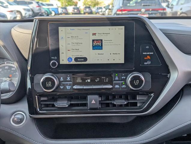 2025 Toyota Highlander LE