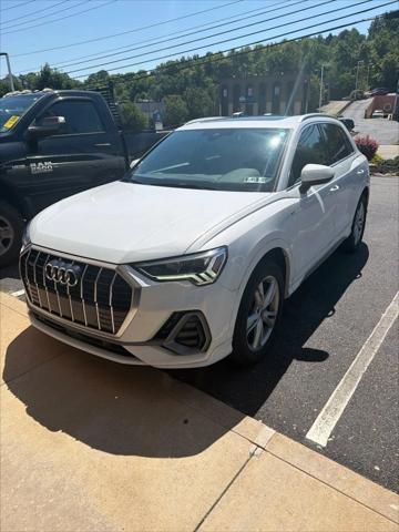 2022 Audi Q3 Premium Plus 45 TFSI S line quattro Tiptronic 2022 Audi Q3 Premium Plus 45 TFSI S line quattro Tiptronic