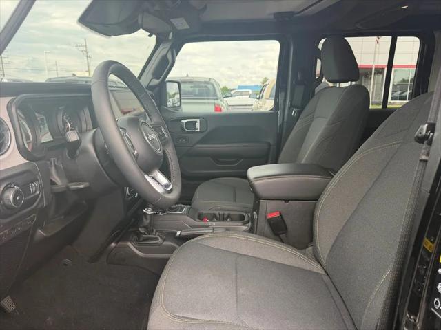 2025 Jeep Wrangler 4-Door Sahara 4x4 2025 Jeep Wrangler 4-Door Sahara 4x4