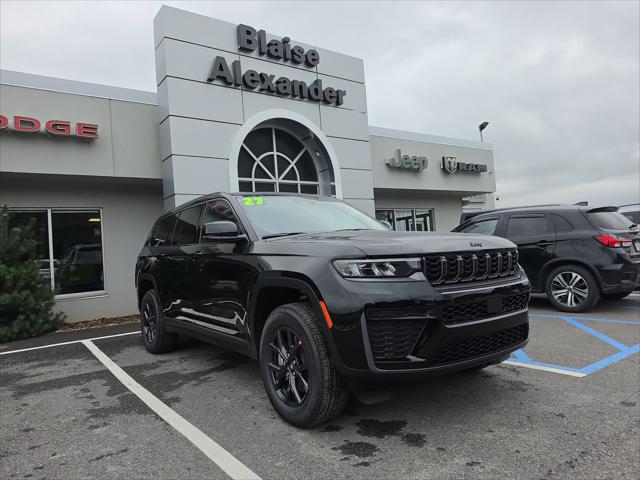 2027 Jeep Grand Cherokee GRAND CHEROKEE L LAREDO ALTITUDE 4X4 2027 Jeep Grand Cherokee GRAND CHEROKEE L LAREDO ALTITUDE 4X4