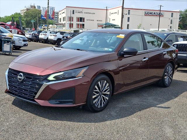 2025 Nissan Altima SV FWD
