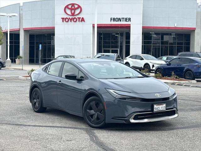 2023 Toyota Prius Prime SE for sale in Valencia, CA