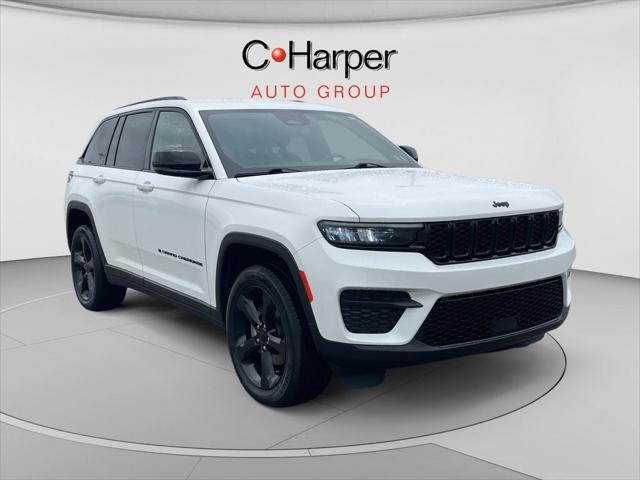 2023 Jeep Grand Cherokee Altitude 4x4 2023 Jeep Grand Cherokee Altitude 4x4