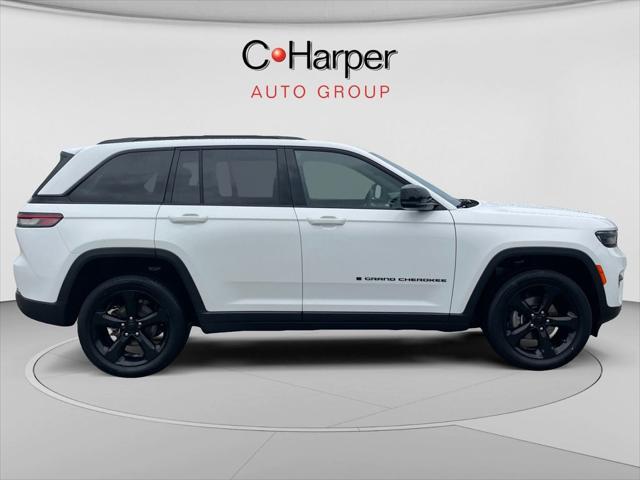 2023 Jeep Grand Cherokee Altitude 4x4 2023 Jeep Grand Cherokee Altitude 4x4