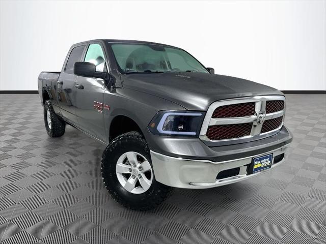 2019 RAM 1500 Classic SLT Crew Cab 4x4 64 Box