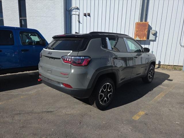 2026 Jeep Compass COMPASS TRAILHAWK 4X4 2026 Jeep Compass COMPASS TRAILHAWK 4X4
