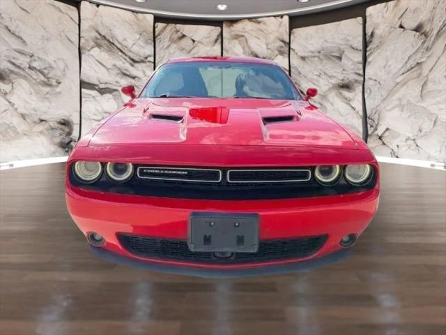 2015 Dodge Challenger SXT Plus