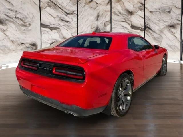 2015 Dodge Challenger SXT Plus