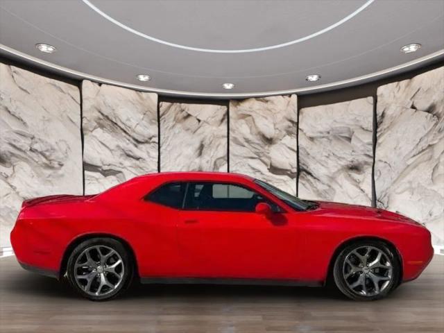 2015 Dodge Challenger SXT Plus
