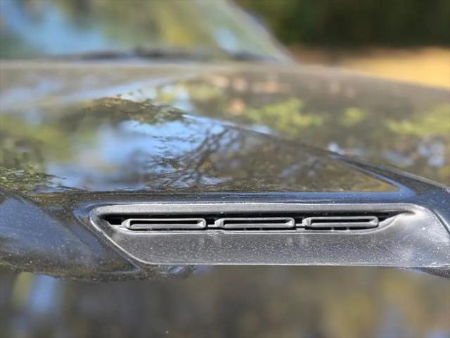 2016 Dodge Challenger SXT Plus
