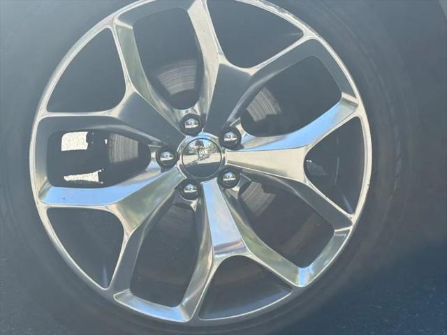 2016 Dodge Challenger SXT Plus