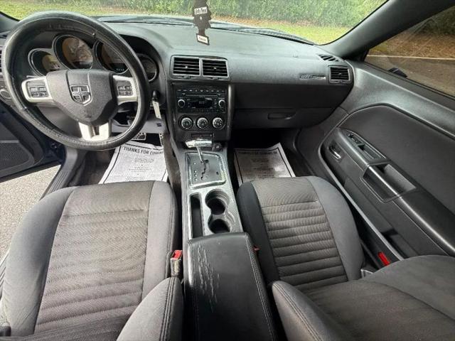 2013 Dodge Challenger SXT