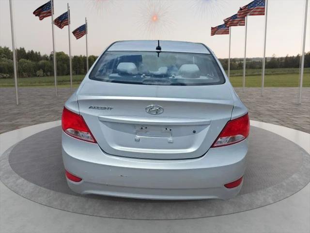 2016 Hyundai Accent SE
