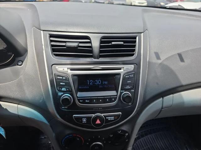 2016 Hyundai Accent SE