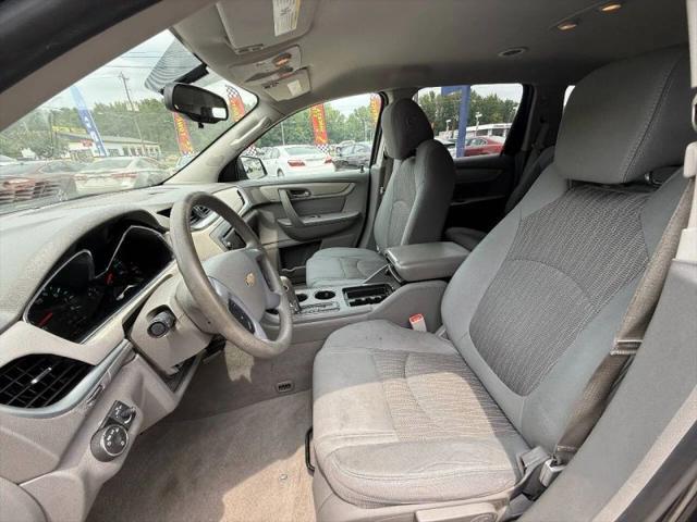 2017 Chevrolet Traverse LS