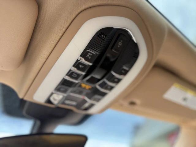 2016 Porsche Cayenne S