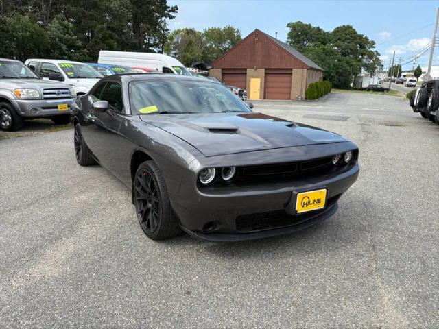 2015 Dodge Challenger SXT