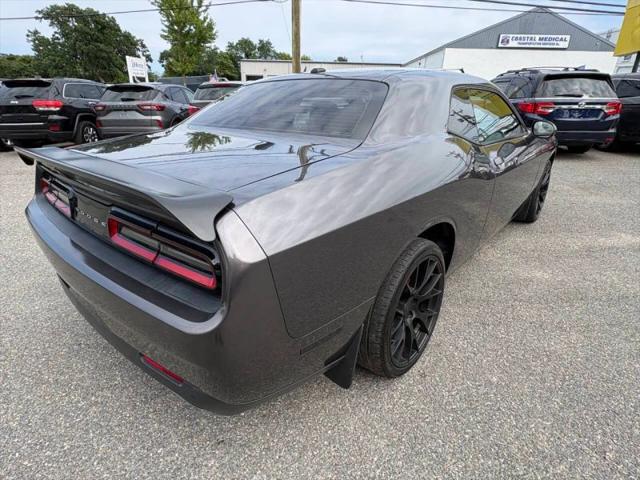 2015 Dodge Challenger SXT