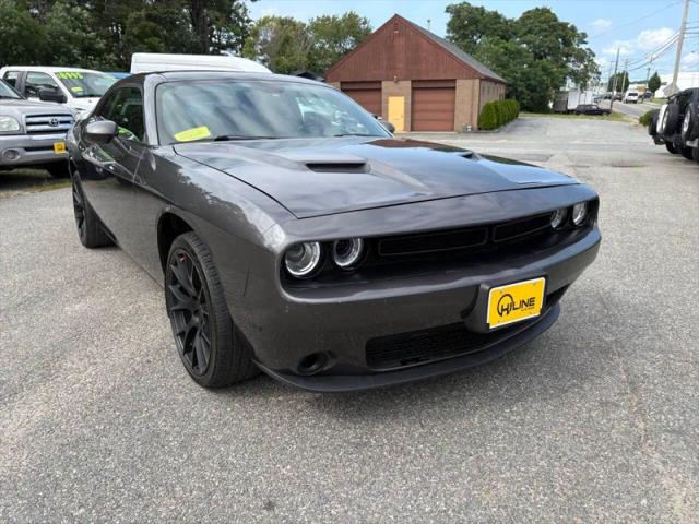 2015 Dodge Challenger SXT