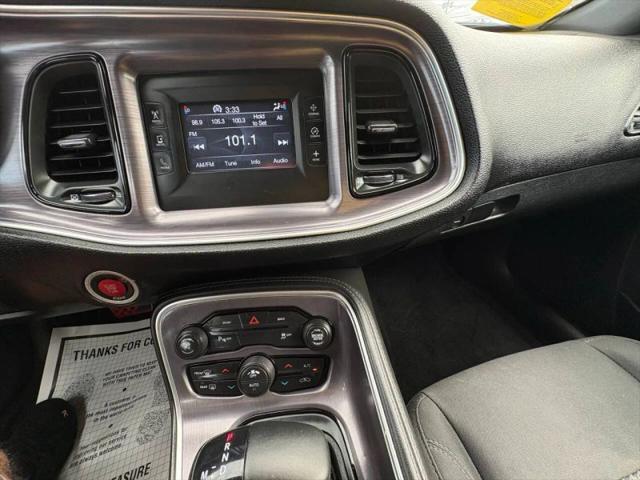 2015 Dodge Challenger SXT