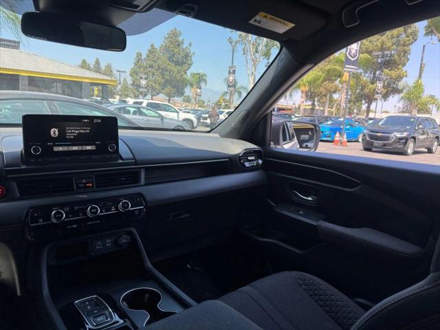 2023 Honda Pilot 2WD Sport