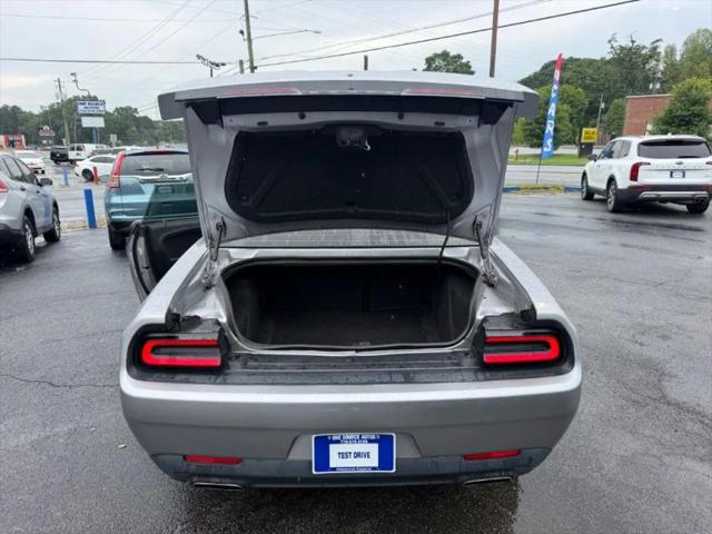 2018 Dodge Challenger SXT