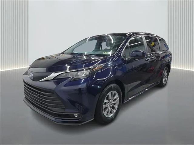 2025 Toyota Sienna XLE for sale in Hillside, NJ