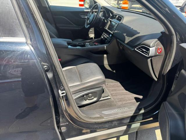 2017 Jaguar F-PACE 35t Prestige