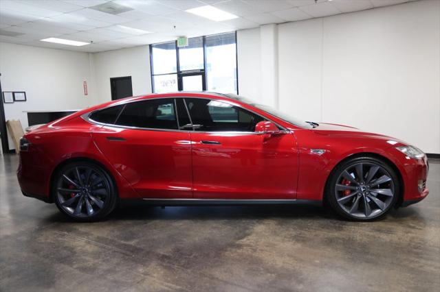 2015 Tesla Model S P85D
