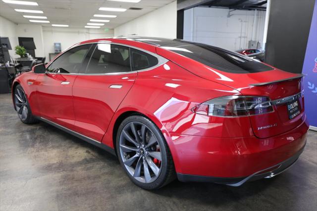 2015 Tesla Model S P85D